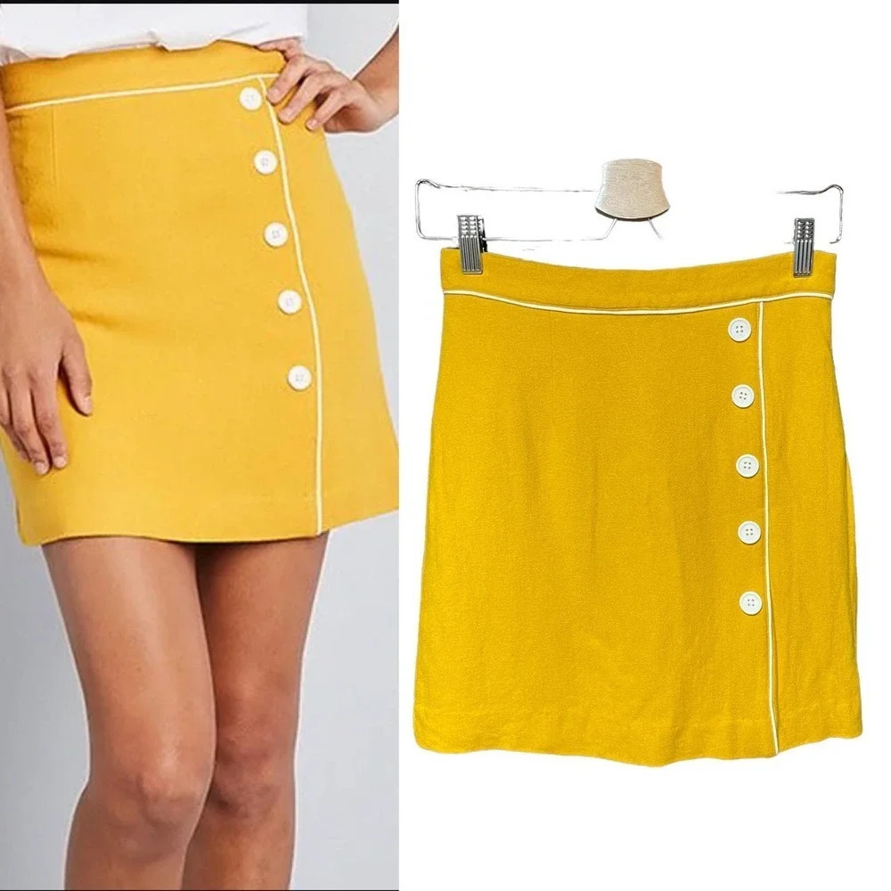 ModCloth Own The Era Mustard Yellow White Wool Blend Mini Skirt Size Small‎